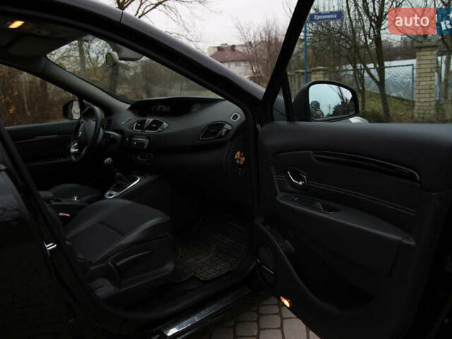 Черный Рено Гранд Сценик, объемом двигателя 1.6 л и пробегом 275 тыс. км за 8500 $, фото 30 на Automoto.ua