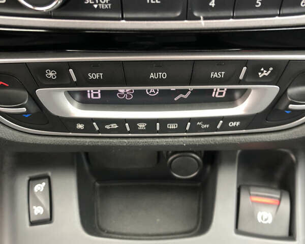 Чорний Рено Гранд Сценік, об'ємом двигуна 1.6 л та пробігом 185 тис. км за 9600 $, фото 54 на Automoto.ua