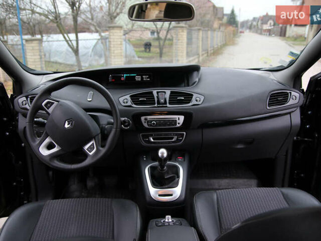 Черный Рено Гранд Сценик, объемом двигателя 1.6 л и пробегом 275 тыс. км за 8500 $, фото 22 на Automoto.ua