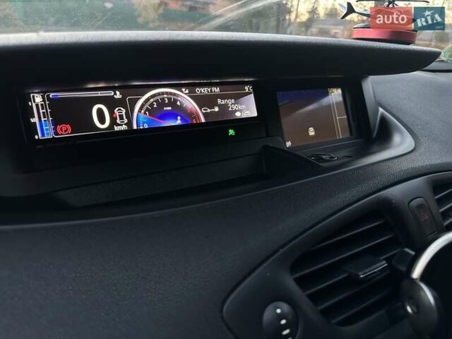 Черный Рено Гранд Сценик, объемом двигателя 1.5 л и пробегом 310 тыс. км за 7900 $, фото 17 на Automoto.ua