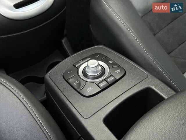 Черный Рено Гранд Сценик, объемом двигателя 2.01 л и пробегом 216 тыс. км за 9800 $, фото 71 на Automoto.ua