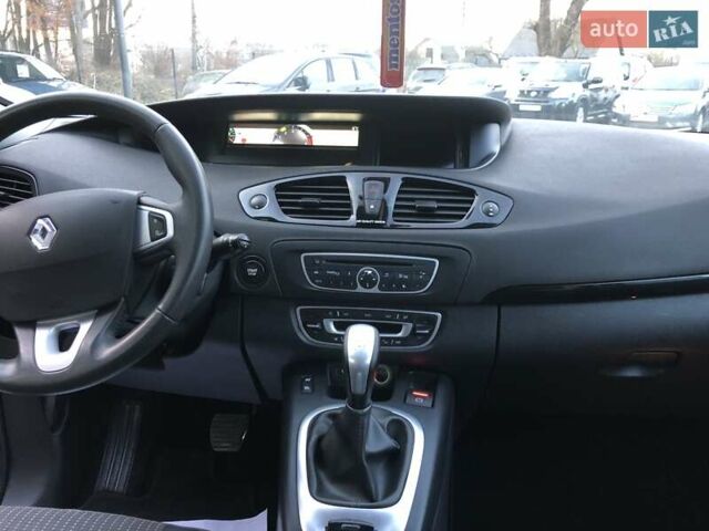 Черный Рено Гранд Сценик, объемом двигателя 1.5 л и пробегом 195 тыс. км за 7800 $, фото 12 на Automoto.ua