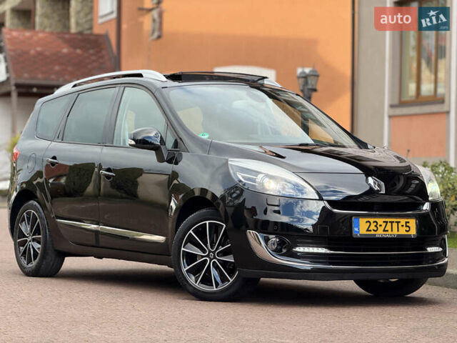 Черный Рено Гранд Сценик, объемом двигателя 2.01 л и пробегом 216 тыс. км за 9800 $, фото 17 на Automoto.ua