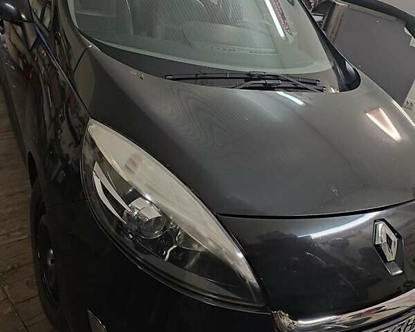 Чорний Рено Гранд Сценік, об'ємом двигуна 1.5 л та пробігом 193 тис. км за 8800 $, фото 3 на Automoto.ua