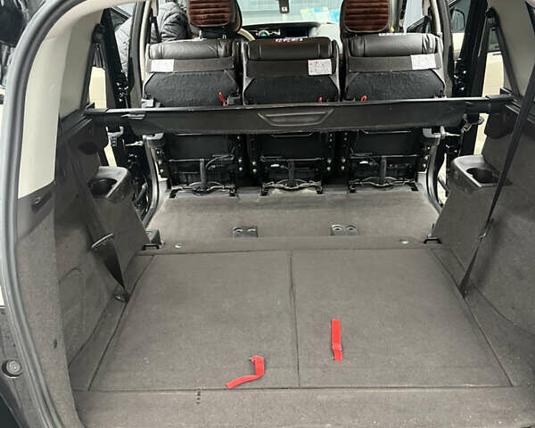 Черный Рено Гранд Сценик, объемом двигателя 1.5 л и пробегом 248 тыс. км за 9000 $, фото 30 на Automoto.ua