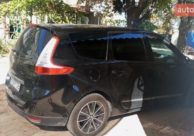 Черный Рено Гранд Сценик, объемом двигателя 1.6 л и пробегом 264 тыс. км за 8000 $, фото 1 на Automoto.ua