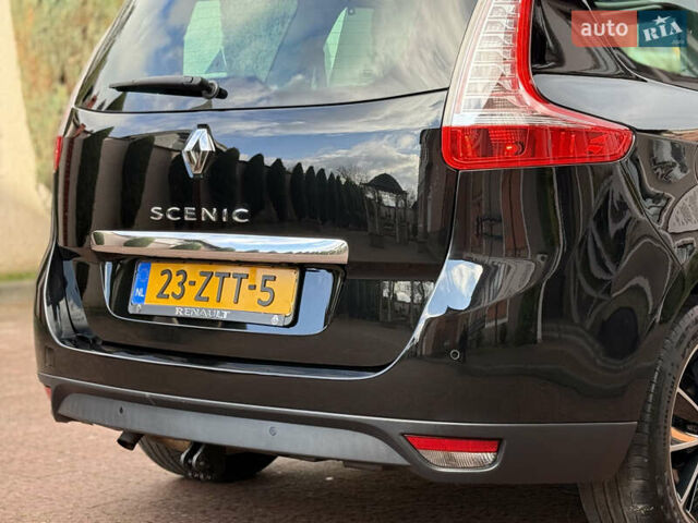 Черный Рено Гранд Сценик, объемом двигателя 2.01 л и пробегом 216 тыс. км за 9800 $, фото 33 на Automoto.ua