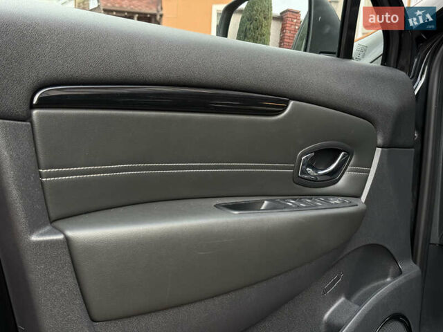 Черный Рено Гранд Сценик, объемом двигателя 2.01 л и пробегом 216 тыс. км за 9800 $, фото 74 на Automoto.ua