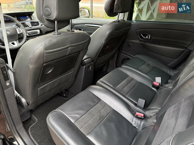 Черный Рено Гранд Сценик, объемом двигателя 2.01 л и пробегом 216 тыс. км за 9800 $, фото 78 на Automoto.ua