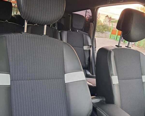 Черный Рено Гранд Сценик, объемом двигателя 1.5 л и пробегом 179 тыс. км за 10500 $, фото 55 на Automoto.ua