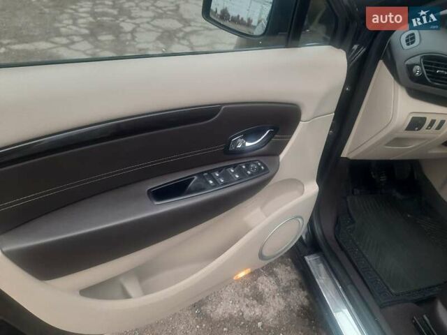 Рено Гранд Сценик 2012 в Ровно на Automoto.ua Черный Рено Гранд Сценик, объемом двигателя 1.4 л и пробегом 186 тыс. км за 8300 $, фото 2 на Automoto.ua