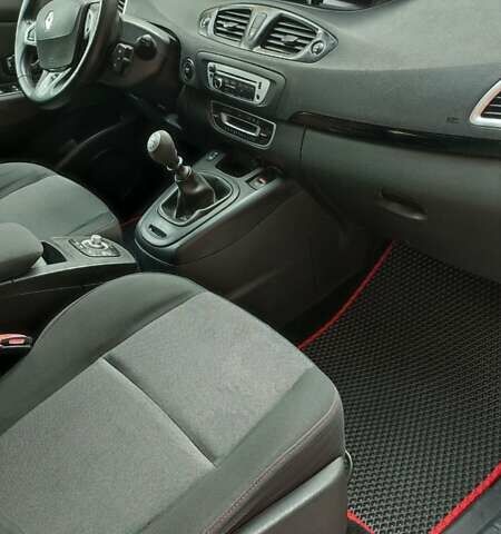 Чорний Рено Гранд Сценік, об'ємом двигуна 1.5 л та пробігом 273 тис. км за 8400 $, фото 20 на Automoto.ua