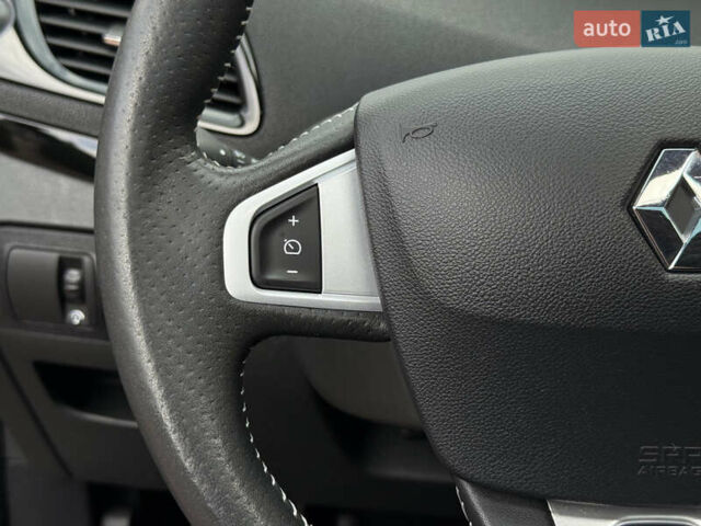 Черный Рено Гранд Сценик, объемом двигателя 2.01 л и пробегом 216 тыс. км за 9800 $, фото 57 на Automoto.ua
