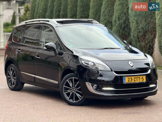Черный Рено Гранд Сценик, объемом двигателя 2.01 л и пробегом 216 тыс. км за 9800 $, фото 7 на Automoto.ua