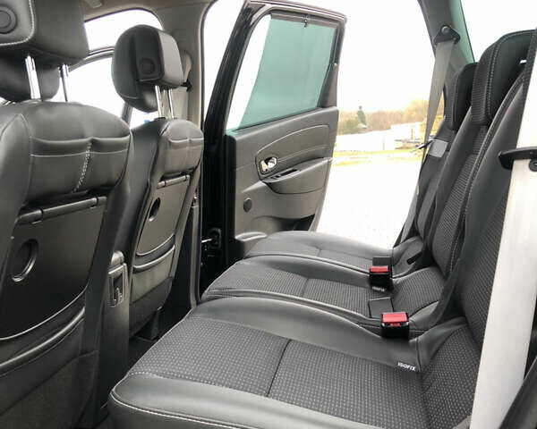 Чорний Рено Гранд Сценік, об'ємом двигуна 1.6 л та пробігом 185 тис. км за 9600 $, фото 66 на Automoto.ua