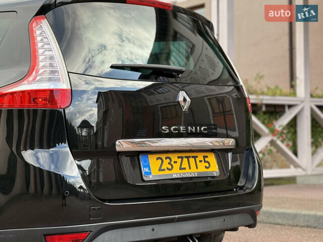 Черный Рено Гранд Сценик, объемом двигателя 2.01 л и пробегом 216 тыс. км за 9800 $, фото 36 на Automoto.ua