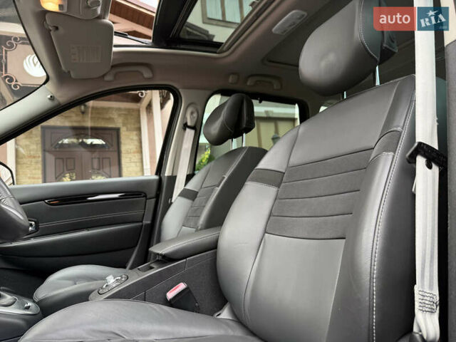 Черный Рено Гранд Сценик, объемом двигателя 2.01 л и пробегом 216 тыс. км за 9800 $, фото 49 на Automoto.ua