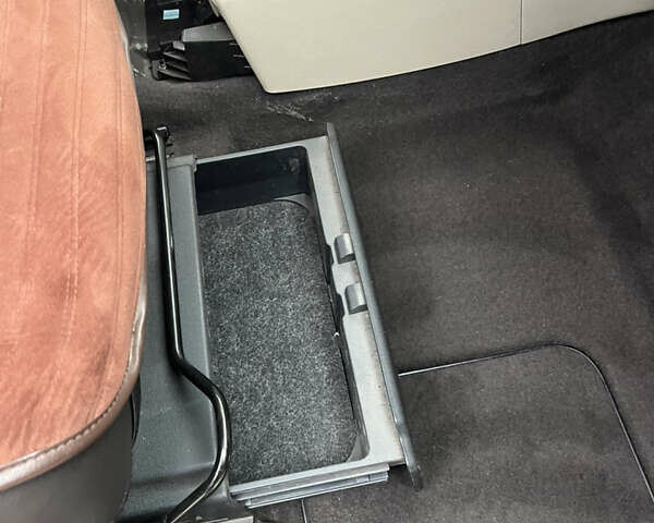 Черный Рено Гранд Сценик, объемом двигателя 1.5 л и пробегом 248 тыс. км за 9000 $, фото 27 на Automoto.ua