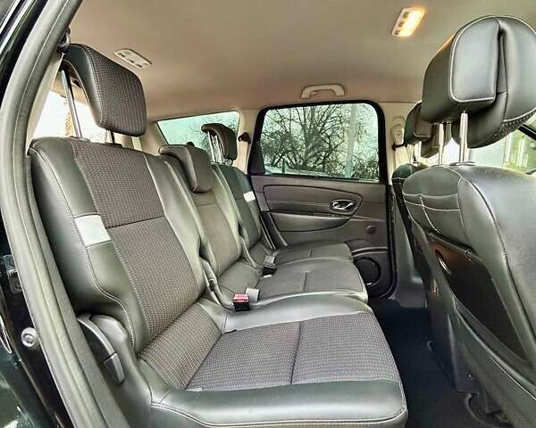 Черный Рено Гранд Сценик, объемом двигателя 1.6 л и пробегом 233 тыс. км за 10200 $, фото 15 на Automoto.ua