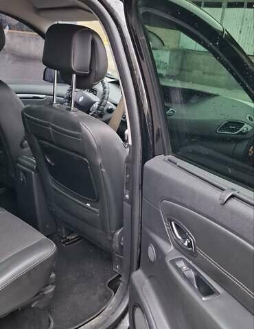 Черный Рено Гранд Сценик, объемом двигателя 1.46 л и пробегом 245 тыс. км за 8500 $, фото 24 на Automoto.ua