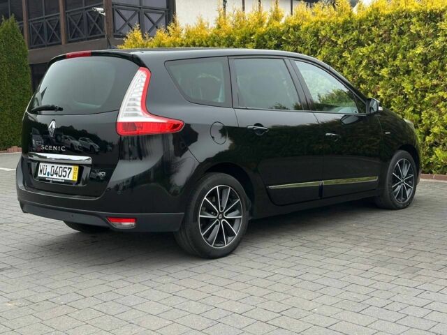 Черный Рено Гранд Сценик, объемом двигателя 2 л и пробегом 240 тыс. км за 8800 $, фото 2 на Automoto.ua