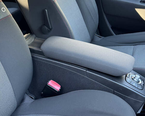 Чорний Рено Гранд Сценік, об'ємом двигуна 1.5 л та пробігом 244 тис. км за 8900 $, фото 19 на Automoto.ua