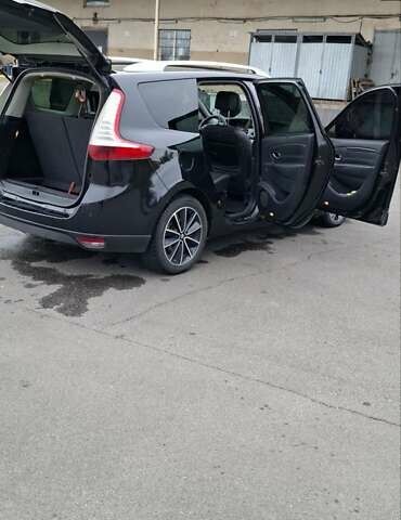 Черный Рено Гранд Сценик, объемом двигателя 1.46 л и пробегом 245 тыс. км за 8500 $, фото 7 на Automoto.ua