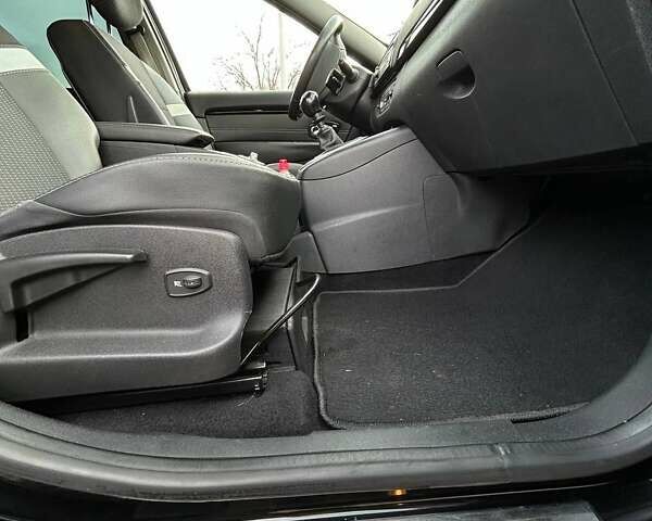 Черный Рено Гранд Сценик, объемом двигателя 1.6 л и пробегом 233 тыс. км за 10200 $, фото 14 на Automoto.ua