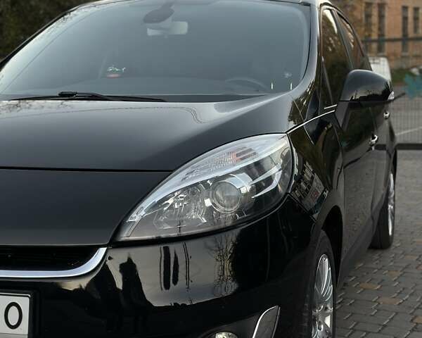 Черный Рено Гранд Сценик, объемом двигателя 1.5 л и пробегом 310 тыс. км за 7900 $, фото 6 на Automoto.ua