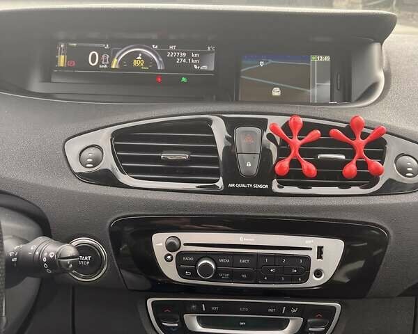 Черный Рено Гранд Сценик, объемом двигателя 1.46 л и пробегом 227 тыс. км за 8500 $, фото 10 на Automoto.ua