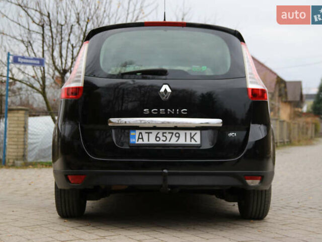 Черный Рено Гранд Сценик, объемом двигателя 1.6 л и пробегом 275 тыс. км за 8500 $, фото 5 на Automoto.ua