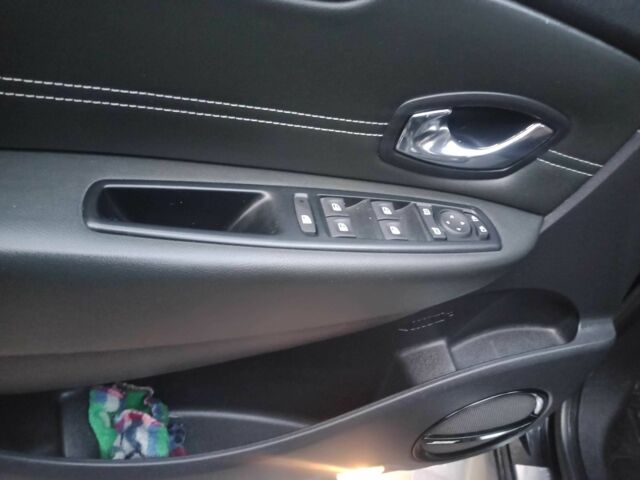 Чорний Рено Гранд Сценік, об'ємом двигуна 1.6 л та пробігом 168 тис. км за 9500 $, фото 4 на Automoto.ua