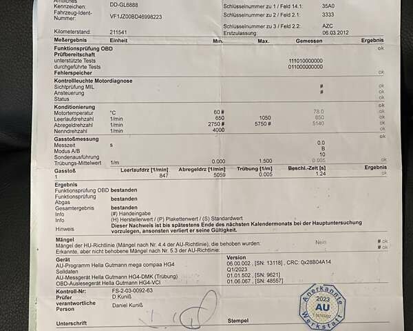 Черный Рено Гранд Сценик, объемом двигателя 1.6 л и пробегом 254 тыс. км за 10500 $, фото 143 на Automoto.ua