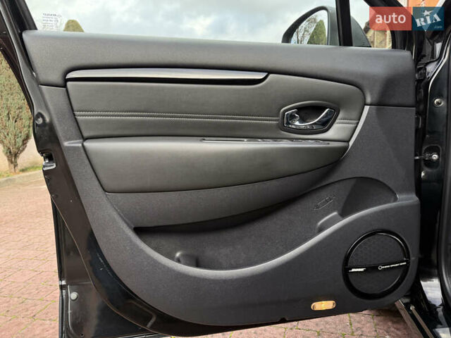 Черный Рено Гранд Сценик, объемом двигателя 2.01 л и пробегом 216 тыс. км за 9800 $, фото 73 на Automoto.ua