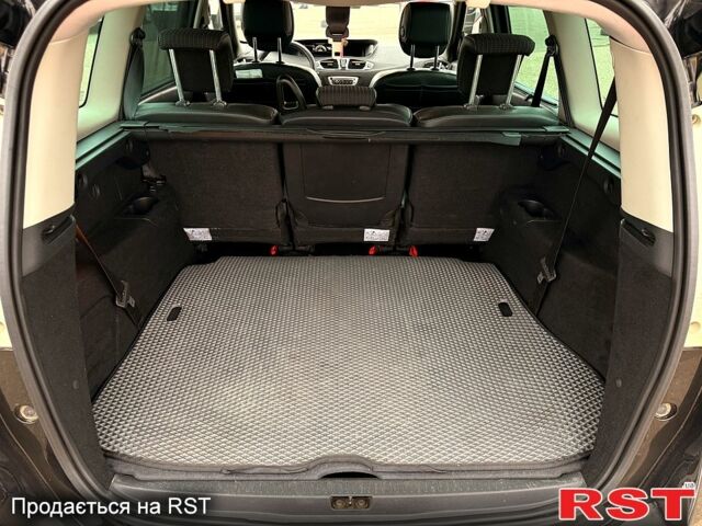 Чорний Рено Гранд Сценік, об'ємом двигуна 1.5 л та пробігом 264 тис. км за 8100 $, фото 9 на Automoto.ua