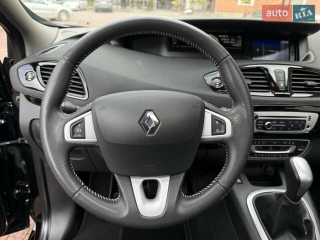 Черный Рено Гранд Сценик, объемом двигателя 2.01 л и пробегом 216 тыс. км за 9800 $, фото 55 на Automoto.ua