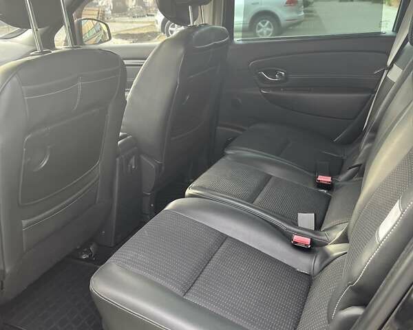 Черный Рено Гранд Сценик, объемом двигателя 1.46 л и пробегом 227 тыс. км за 8500 $, фото 12 на Automoto.ua