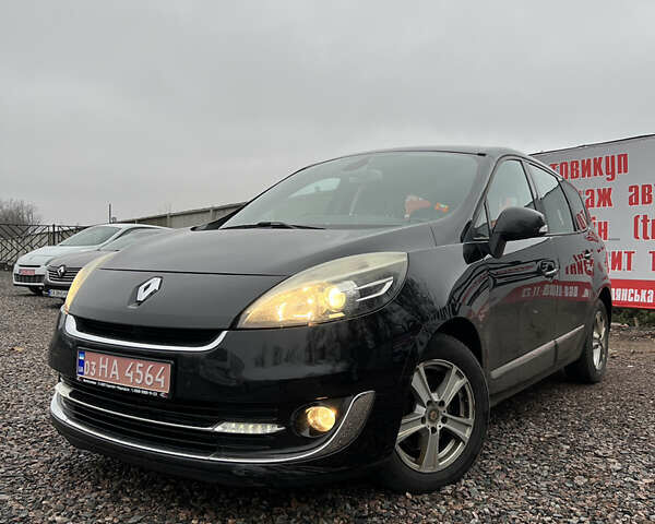 Черный Рено Гранд Сценик, объемом двигателя 0 л и пробегом 233 тыс. км за 8800 $, фото 2 на Automoto.ua
