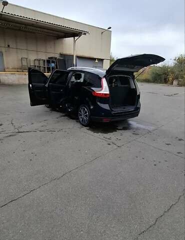 Черный Рено Гранд Сценик, объемом двигателя 1.46 л и пробегом 245 тыс. км за 8500 $, фото 3 на Automoto.ua