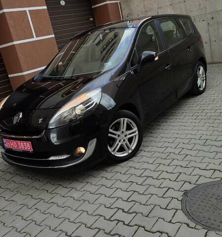 Чорний Рено Гранд Сценік, об'ємом двигуна 1.5 л та пробігом 273 тис. км за 8400 $, фото 1 на Automoto.ua