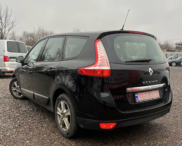 Черный Рено Гранд Сценик, объемом двигателя 0 л и пробегом 233 тыс. км за 8800 $, фото 4 на Automoto.ua