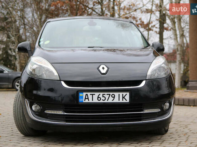 Черный Рено Гранд Сценик, объемом двигателя 1.6 л и пробегом 275 тыс. км за 8500 $, фото 1 на Automoto.ua