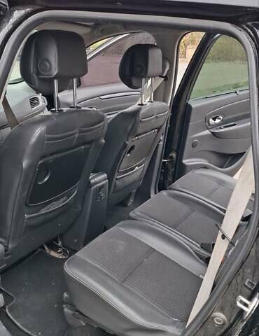 Черный Рено Гранд Сценик, объемом двигателя 1.46 л и пробегом 245 тыс. км за 8500 $, фото 19 на Automoto.ua