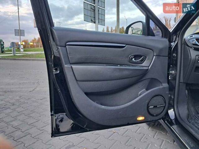 Черный Рено Гранд Сценик, объемом двигателя 1.5 л и пробегом 179 тыс. км за 10500 $, фото 29 на Automoto.ua