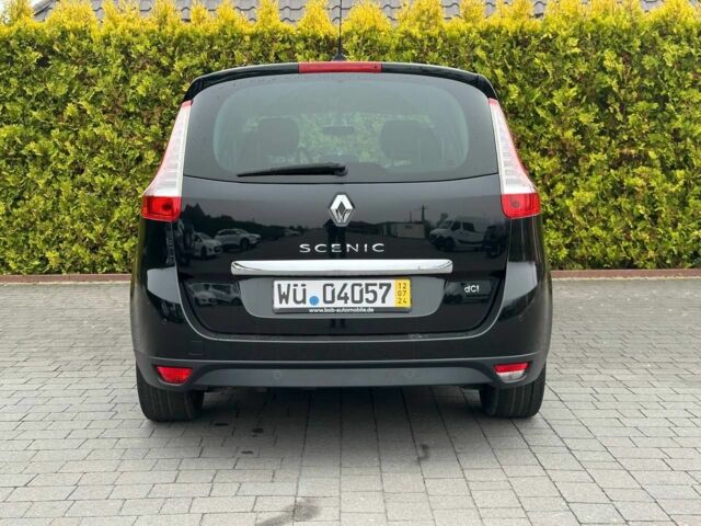 Черный Рено Гранд Сценик, объемом двигателя 2 л и пробегом 240 тыс. км за 8800 $, фото 1 на Automoto.ua