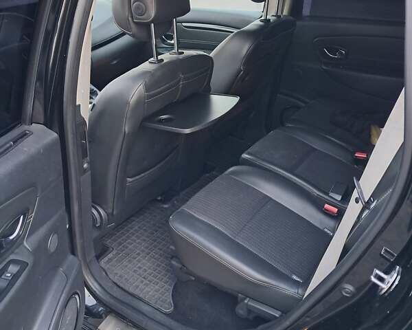 Черный Рено Гранд Сценик, объемом двигателя 1.5 л и пробегом 179 тыс. км за 10500 $, фото 37 на Automoto.ua