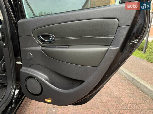 Черный Рено Гранд Сценик, объемом двигателя 2.01 л и пробегом 216 тыс. км за 9800 $, фото 87 на Automoto.ua