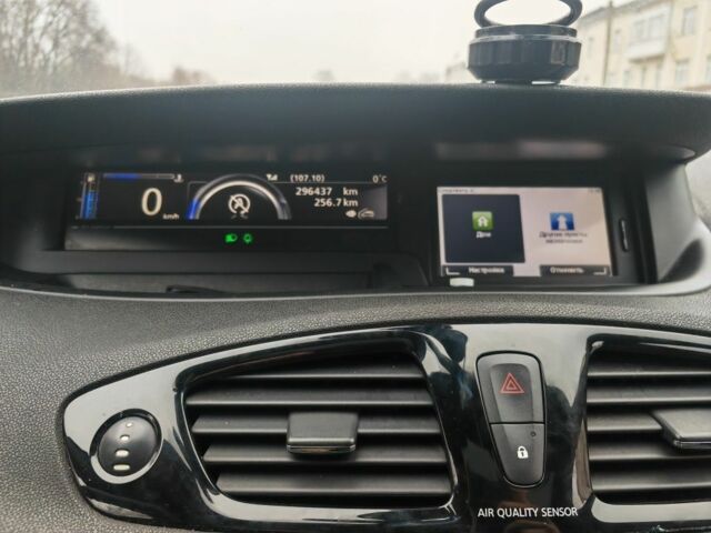 Черный Рено Гранд Сценик, объемом двигателя 1.5 л и пробегом 311 тыс. км за 8000 $, фото 6 на Automoto.ua