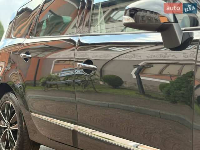 Черный Рено Гранд Сценик, объемом двигателя 2.01 л и пробегом 216 тыс. км за 9800 $, фото 28 на Automoto.ua