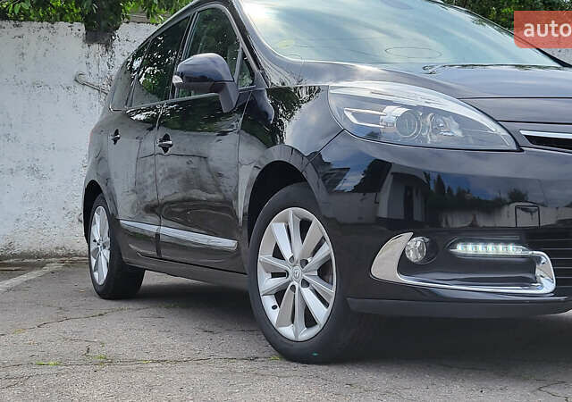 Рено Гранд Сценик 2013 в Стрые на Automoto.ua Черный Рено Гранд Сценик, объемом двигателя 1.6 л и пробегом 285 тыс. км за 9700 $, фото 18 на Automoto.ua